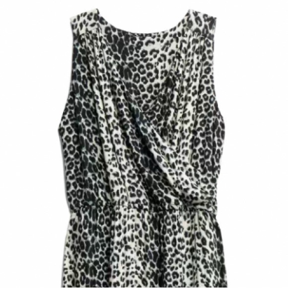 LOVEAPPELLA Dress - Picture 2 of 7